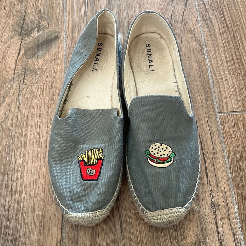 Sonali size 39 flats